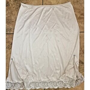 Vtg Chantilly‎ Maidenform Beige Med Lace Silky Half Slip Side Slits 2 Roses